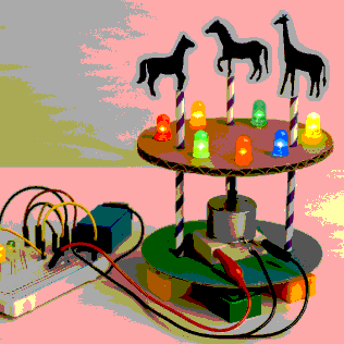 en teddybjörn håller i tre färgglada ballonger